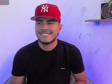 aron_summer — GOAL: Cum Show [1110 tokens remaining] Welcome to my room! #18 #new #latino #bigcock #cum