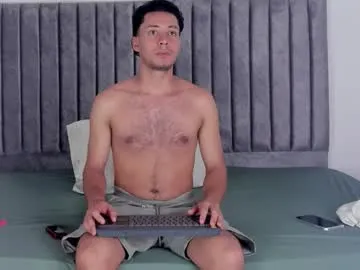 aroncooper1 — dick hard [50 tokens left]
