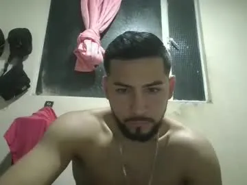 arthur1718 — All neked #muscle #bigcock #latin #new [70 tokens left]