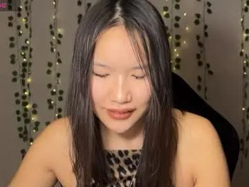 asian_vi — Take off my top! I want to stay in bra [204 tk remaining] Bzzz with patterns 22/50/99/150 ~ #asian #daddysgirl #bigboobs #petite #lovense