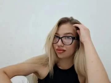 asuncionedgeman — Hello, i am Diana! Goal: Show my legs  #new #teen #18 #student #blonde [50 tokens remaining]