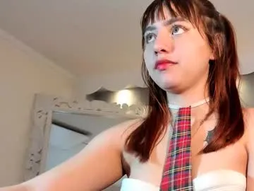 aurora_jones_ — GOAL: Bouncing tits [64 tokens remaining] Hello my love do you want to play? #latina #cum #squirt #daddysgirl #feet