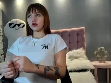 aurora_jones_ — GOAL: Full naked [63 tokens remaining] Hello my love do you want to play? #latina #cum #squirt #daddysgirl #feet