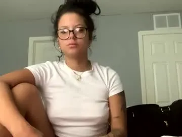 avasecrets1121 — Oiled Up Body At Goal - Goal: Watch me Oil up my BODY <3 [5808 tokens left] #nerdy #tats #fatass #tits #hispanic #slimthick