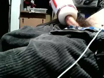 averagecharles757569 — Freechat on Chaturbate
