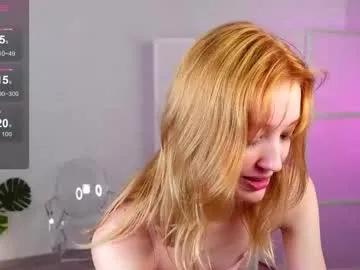 aweryuwu — lick lips   #teen #natural #skinny #smalltits #redhead [19 tokens remaining]