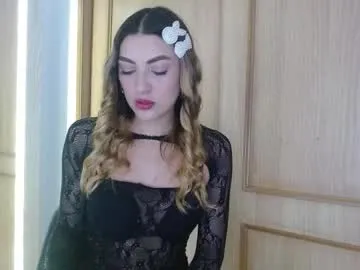 ayleen_m — GOAL: Flash pussy and ass [17 tokens remaining] Welcome to my room!  I LOVE YOU 100 TKNS #blonde #new #latina #smoke  #blowjob