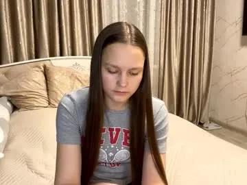 babararyals — GOAL: Show my outfit [25 tokens remaining] Welcome to my room #shy #new #18 #petite #daddysgirl