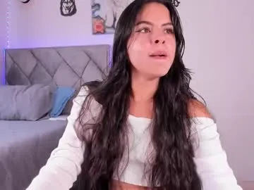 bearmel3 — sexy nude while I dance and put some oil in my ass [66 tokens left] #latina #natural #lovense #bigass #teen