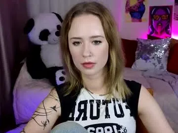beauty_sashaxx — Lovense Lush on - Interactive Toy that vibrates with your Tips #lovense