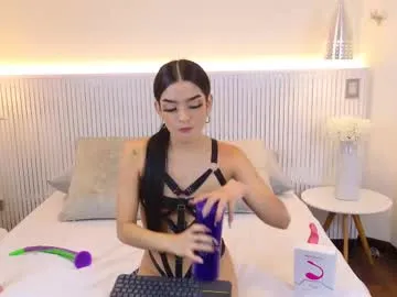 becky_gb — GOAL: Kiss [2 tokens remaining] Welcome to my room! #dirty #atm #anal #daddysgirl #slave