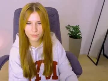 bellafoxi — #teen #18 #redhead #nonnude