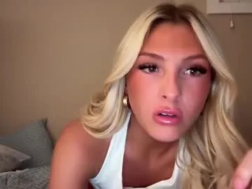 bellaxxklein — Im back! Your favorite innocent blonde girl  #19 #blonde #natural #young #innocent - Goal: First goal: Lotion up my ass ;) [350 tokens left]
