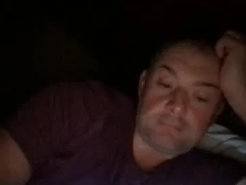 ben2104 — Freechat on Chaturbate