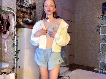 berry_buns — GOAL: Suck fingers erotic  [22 tokens remaining] Hello baby, I'm glad to see you in my room where all your dreams come true #bigboobs #18 #teen #skinny #lovense