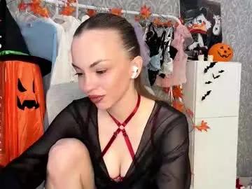 berry_buns — GOAL: Shake ass in doggy style [15 tokens remaining] I know you can undress me completely, let's play? Let's make it a little hotter... step by step  #bigboobs #18 #teen #skinny #lovense