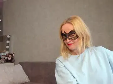best__angelica — GOAL: I will make a squirt  ! [1898 tokens remaining] Welcome to my room! #new #blonde #lovense #mature #milf