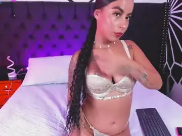 betanymiller — Busty brunette ready to tease... oil on my feet and tits bouncing just for you  #ebony #latina #bigass #feet #squirt [225 tokens remaining]