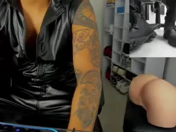 big_master420 — Dominant alpha malelooking for a slaveor pig to discipline or submissiveto use, humiliate and drainI give milk when I fill the target I am a pervert #humiliation #master #findom #leather #SPH [500 t