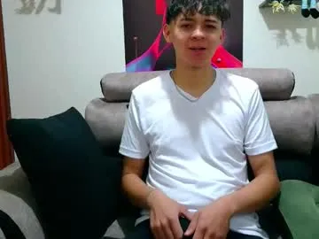 bluewolf247 — #18 #gay #skinny #bigcock #young [200 tokens remaining]
