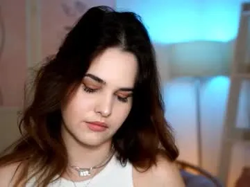 boobyybliss — Hiii, new here-be kind<3 @GOAL:SHORT OFF:* #natural #18 #femdom #mistress #sissy [400 tokens remaining]