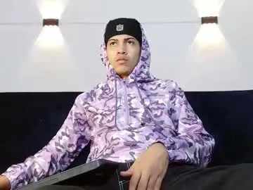 br4ndon_cooper — WELCOME GUYS  cum show #cum #bigcock #uncut #c2c #latino [500 tokens remaining]