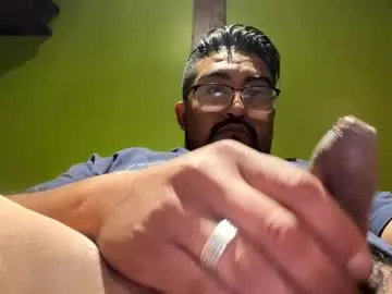 bravo323 — Freechat on Chaturbate