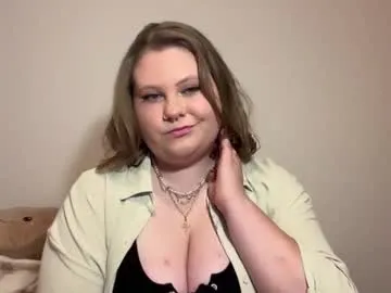 briannakiss21 — #babe #bigboobs #piercing #femdom