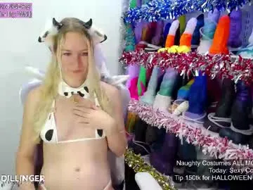 brookedillinger — Cum play with all my huge Bag Dragon toys! Lifetime Snap 500tks / #new #bigass #skinny #natural #halloween