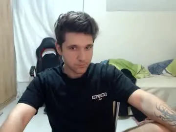 brownhaiir — Freechat on Chaturbate