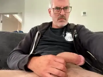bruce_918 — Freechat on Chaturbate