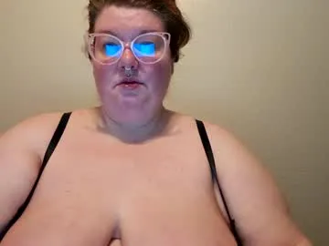 bunnyarcana420 — come play with your fav big boobie waifu - muted show, tip to get my attention #ssbbw #bigboobs #bbw #hairyarmpits