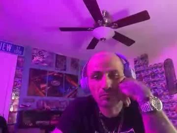 bustnutztaklenapz — Bustnutztaklenapz's room #solo #makingbeats #justmeandmydick