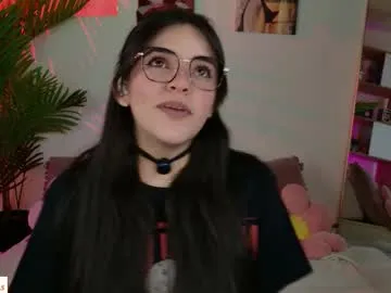 cammiefoalss — Goal:  Fuck my tight pussy  [555 tokens left] #ahegao #deepthroat #natural #blowjob #latina