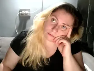 candycream74 — #NATURAL #BBW #BIGASS #HARDNIPPELS #CURVYPM 5 tkns,Ass if panty 20 tkns,Ass if no panty 80 tkns,Tits 40 tkns,Pussy 80 tkns,Full naked  200 tkns,Fan Club 1 month free shows who put . [800 tokens remaining]