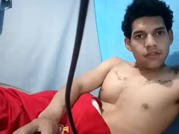 carlos3046533855 — Freechat on Chaturbate
