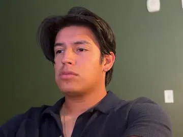 carlosjosecb1 — cum in mouth #latino #young #bush #edging [2000 tokens remaining]
