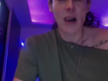 cassandra06400 — qui vient jouer avec moi ? [95 tokens remaining]