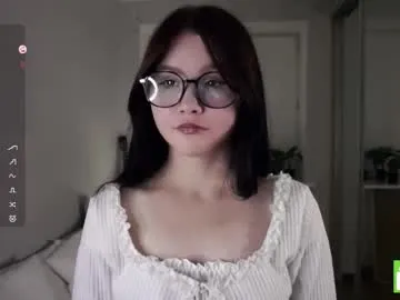cathleenleoni — Goal: lick my fingers #shy #lovense #skinny #18  #asian [11 tokens remaining]