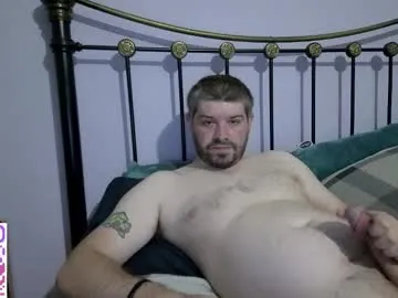 chaosdaddave — Feel free to say hi :P #daddy #dadbod #glasses  #edging #british