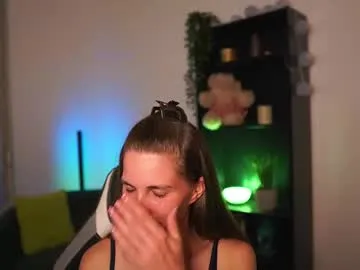 charlottgotit — sexy dance  [250 tokens left] #teen #young #new #tall #brunette