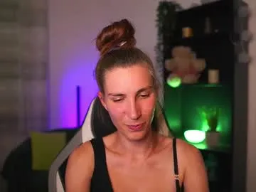 charlottgotit — sexy dance  [250 tokens left] #teen #young #new #tall #brunette