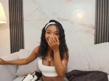 chataleya_rosse — Oil in my tits [45 tokens left] #ebony #milk #bigass #pregnant #bigtits