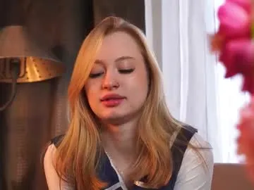 cherelleveld — goal: Should i flash my sweet ass?  hello guys im Lorena and Linda im #new and #shy model on CB! lets have a fun together #redhead #blonde #18 [0 tokens remaining]