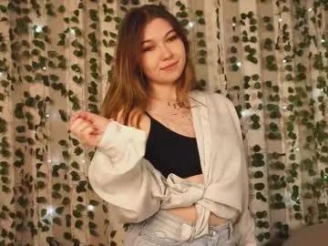cherry_cheeky — Hi there, today is the first day here, my name is Di #18 ; Goal - Help me to lose my shirts   #new #lovense #young #natural [33 tokens remaining]