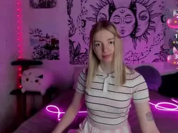 cherry_yamm — for my BIRTHDAY #new #student #18 #lovense #shy [9896 tokens remaining]