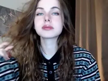 cherrywavesss — Welcome to my room! - Goal: My first Goal [99 tokens left] #teen #new #18 #natural #shy