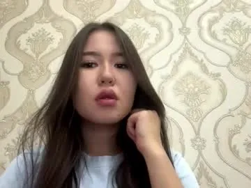 chongbeil — its my first day here  GOAL - show my body  #new #18 #skinny #shy #asian [50 tokens remaining]