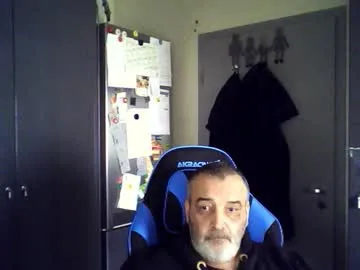 chris250268 — #c2c #pvt #chat #english #german