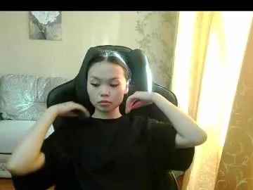 ckyvina — GOAL: Spread my legs [42 tokens remaining] Welcome to my room! #asian #new #teen #cute #natural